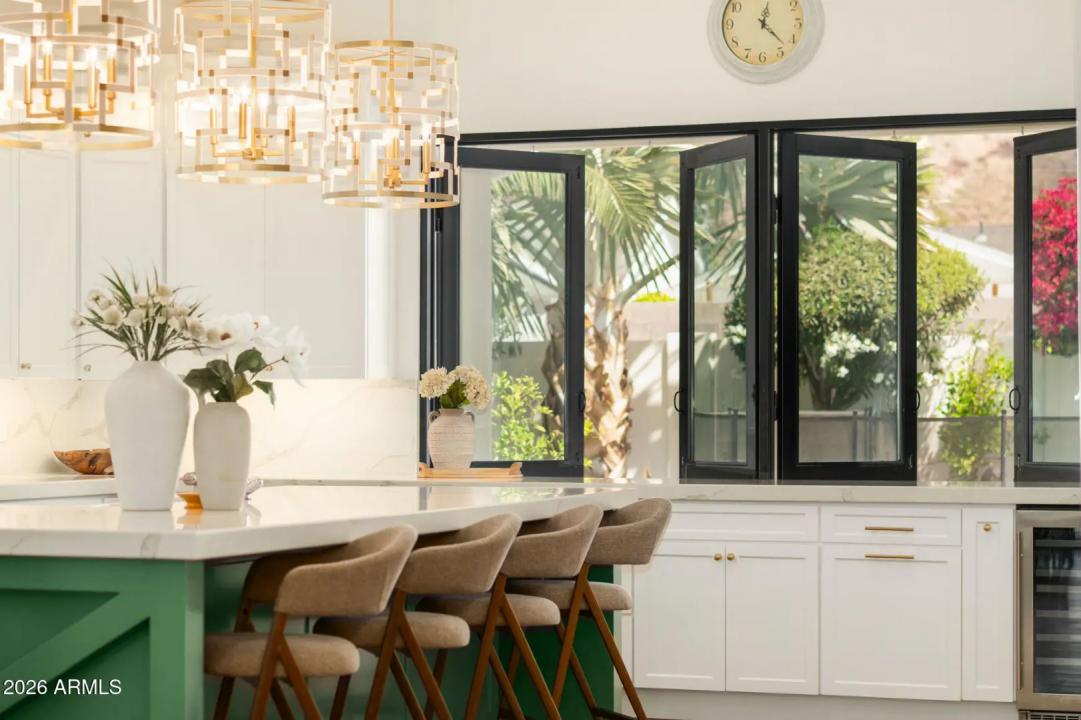 Real Estate Picture 20