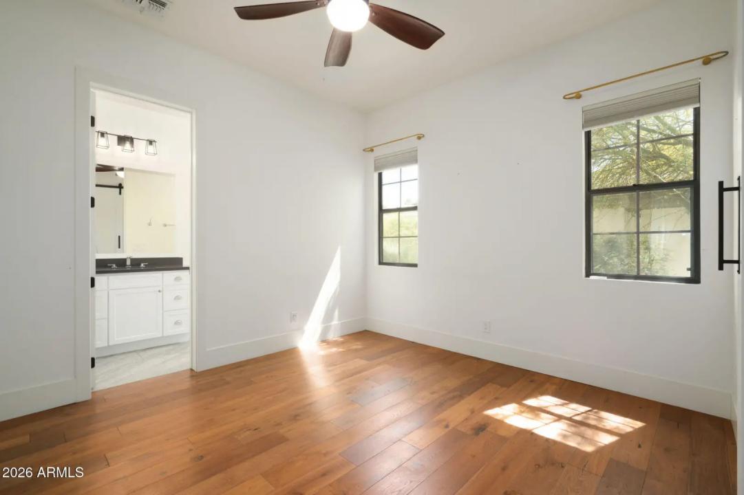 Real Estate Picture 38