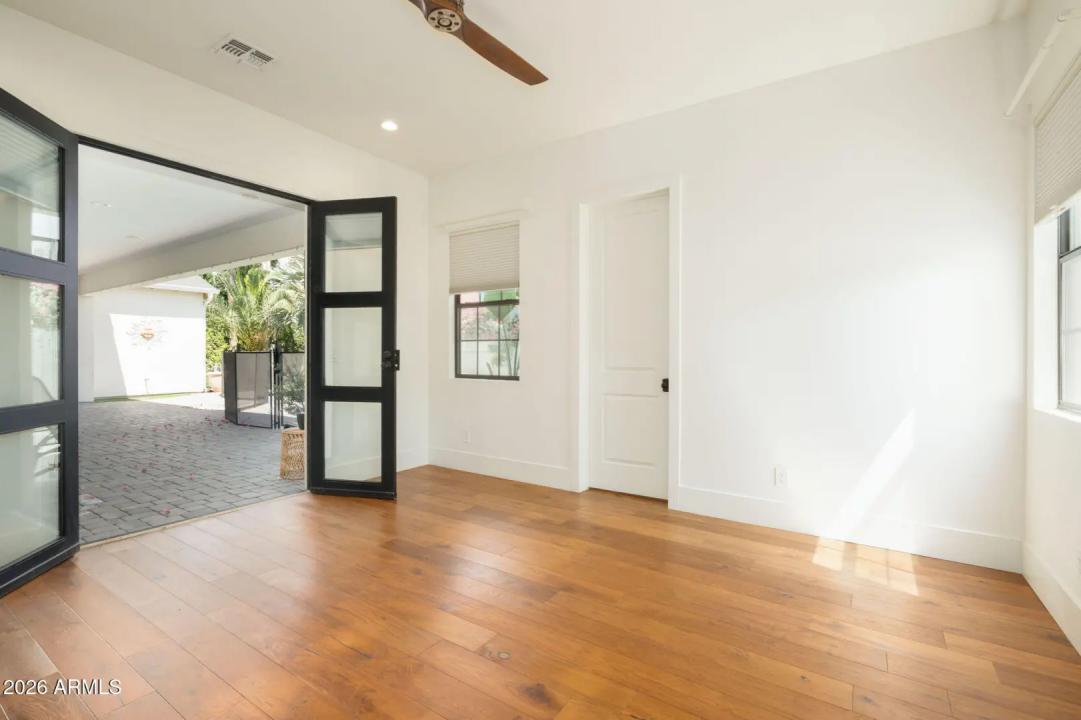 Real Estate Picture 34