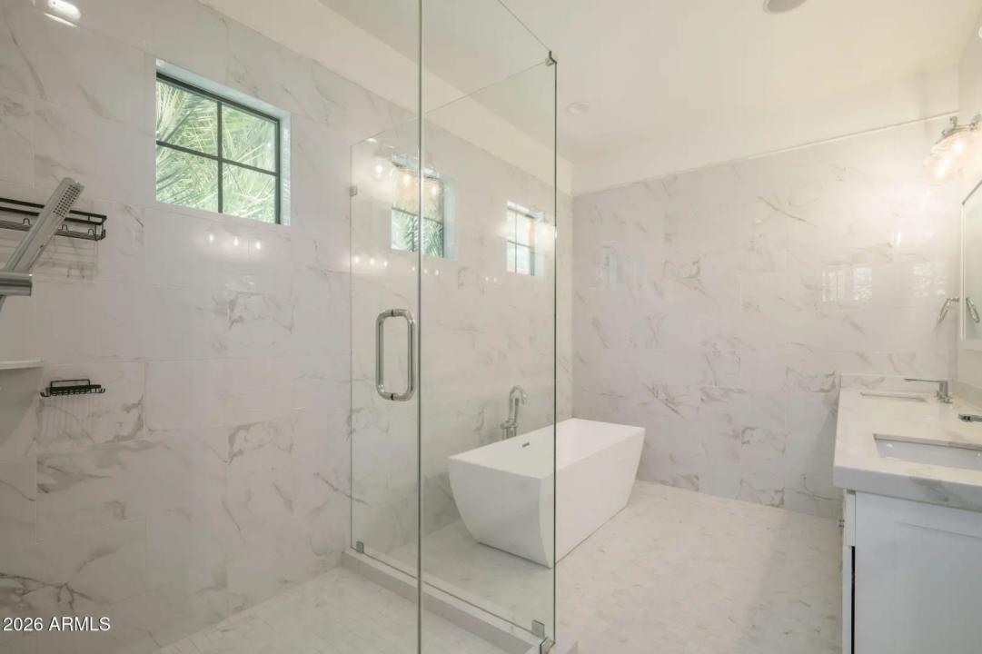 Real Estate Picture 30