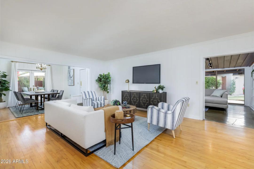 Real Estate Picture 2