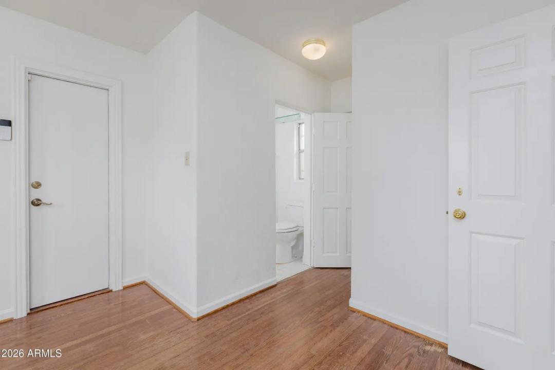 Real Estate Picture 21