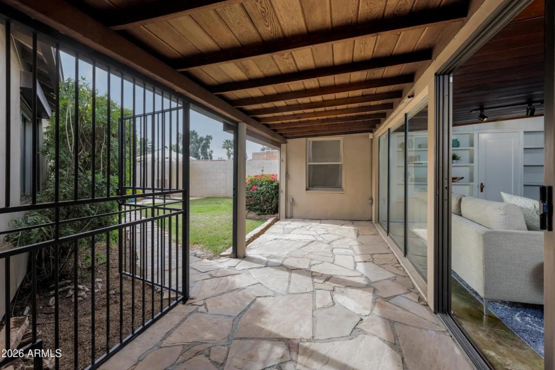 Real Estate Picture 27