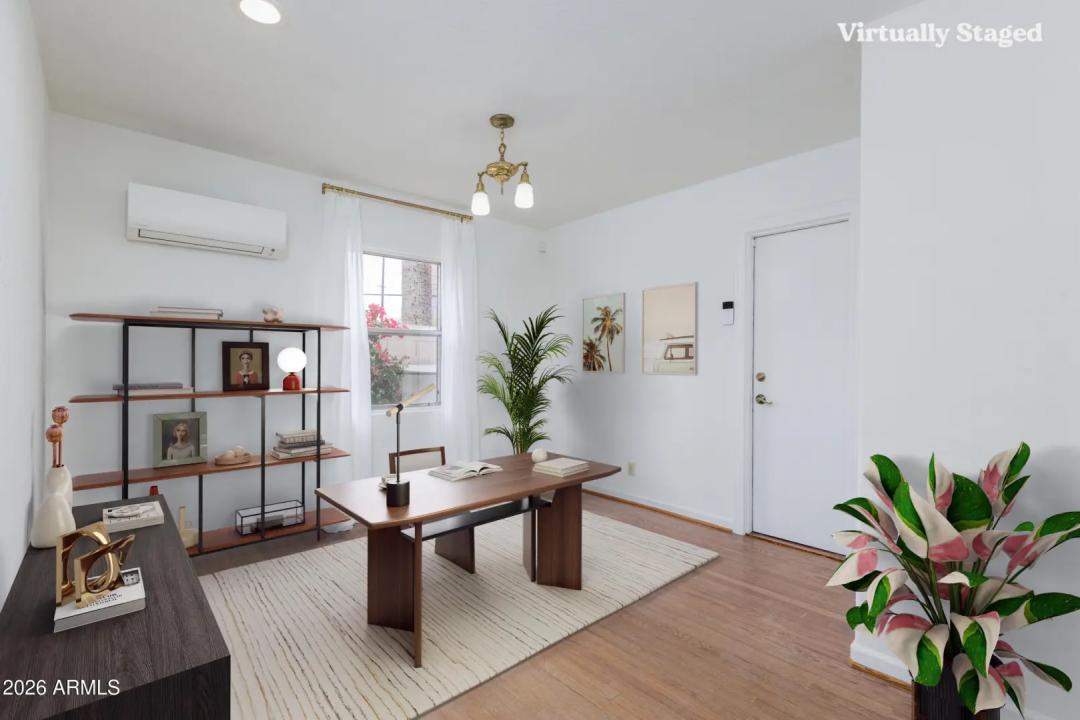 Real Estate Picture 21