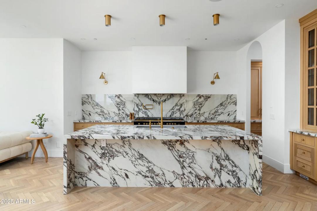 Real Estate Picture 2