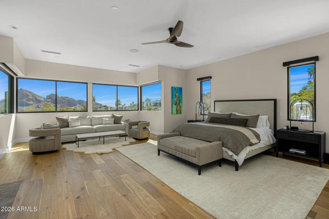 Real Estate Picture 34