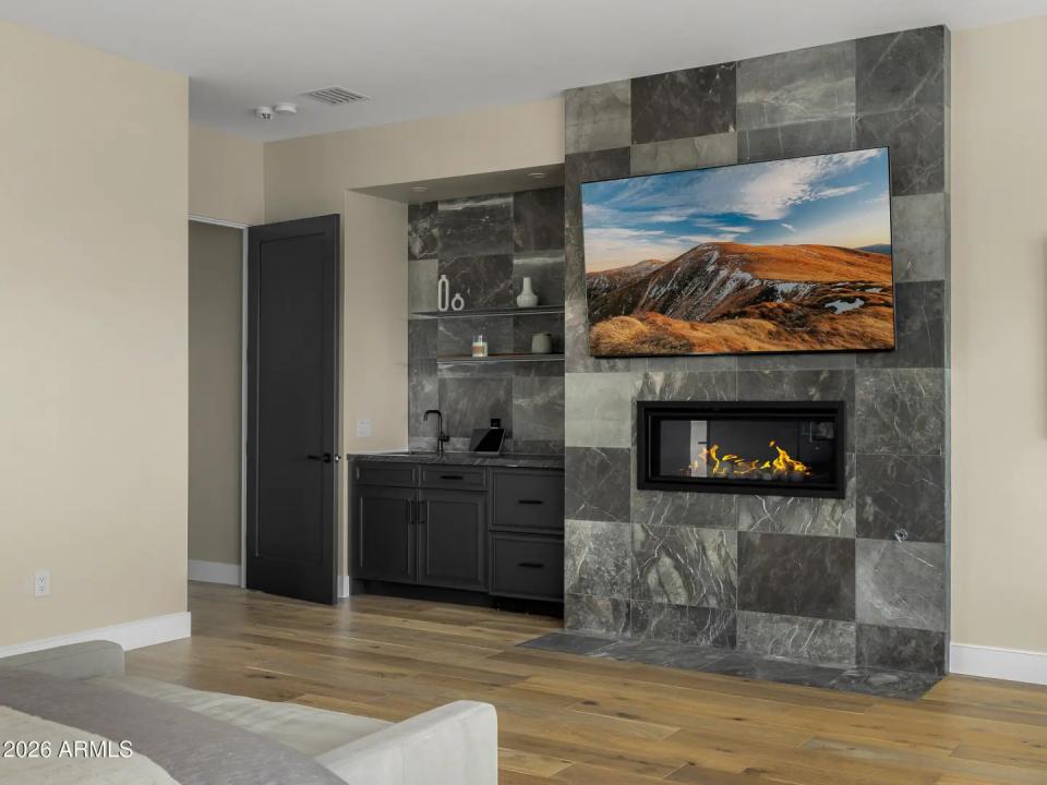 Real Estate Picture 35