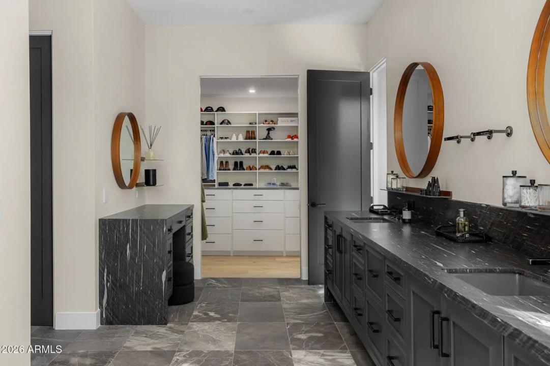 Real Estate Picture 37