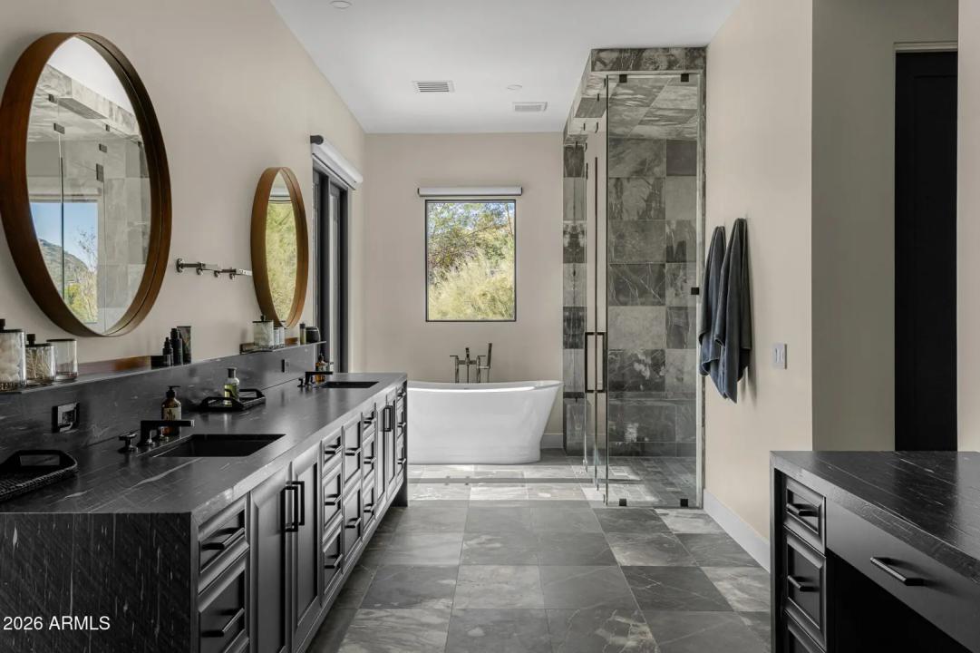 Real Estate Picture 38