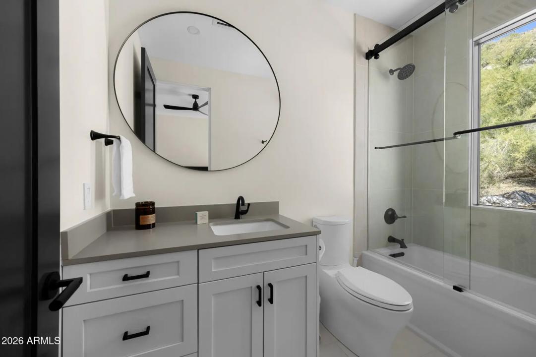 Real Estate Picture 44