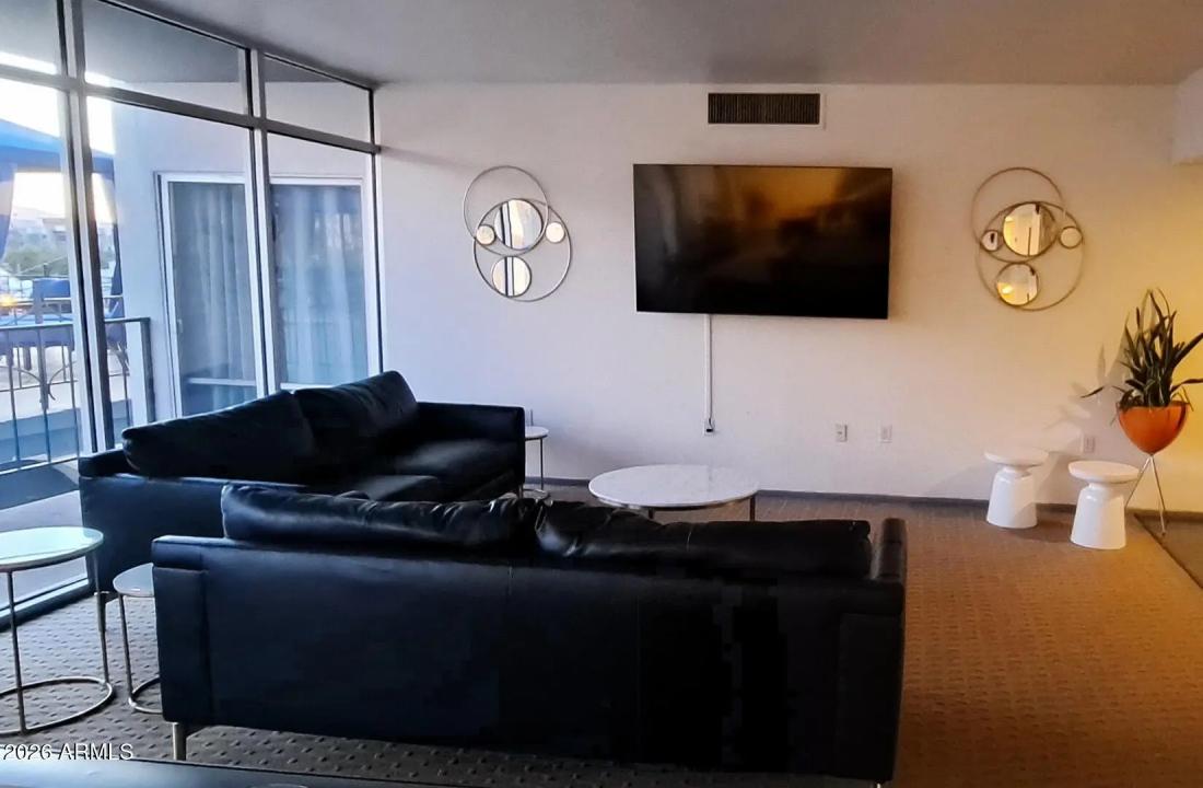 Real Estate Picture 30