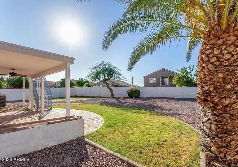Real Estate Picture 24