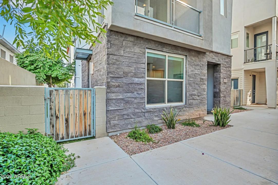 Real Estate Picture 2