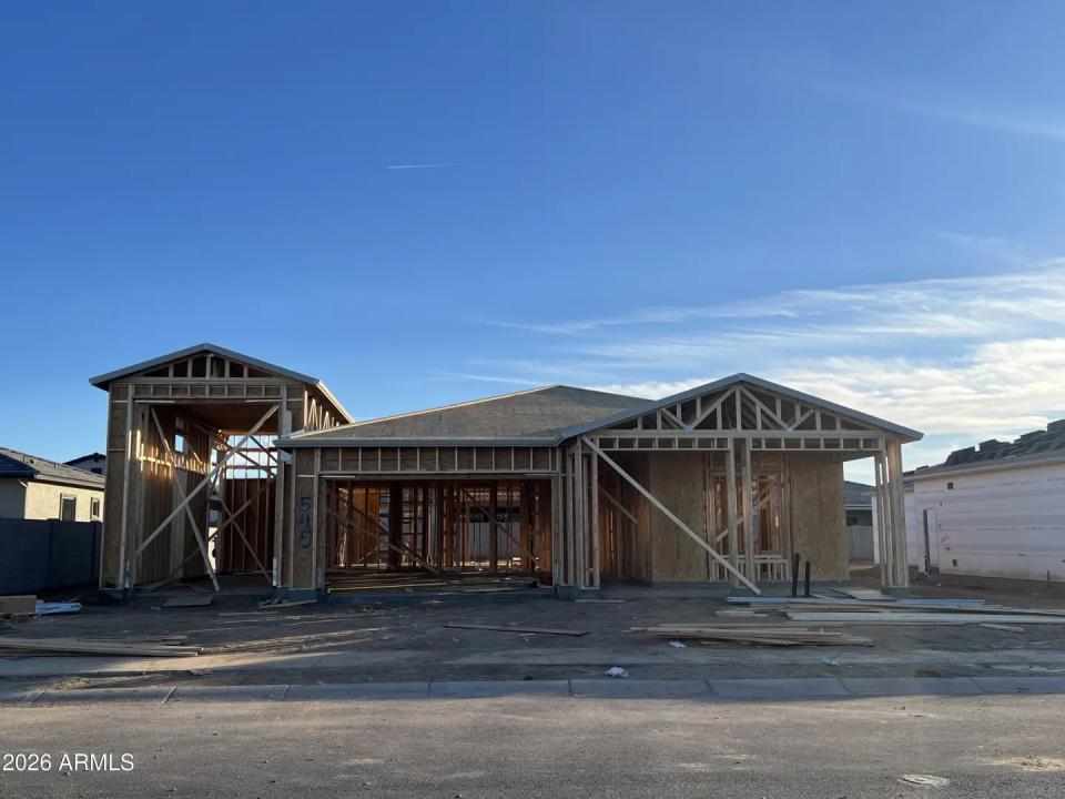 Real Estate Picture 2