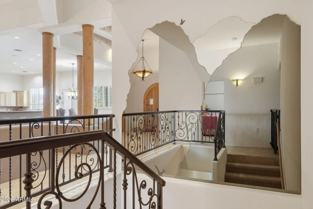 Real Estate Picture 13