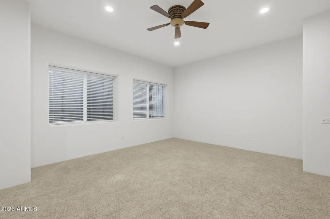 Real Estate Picture 21