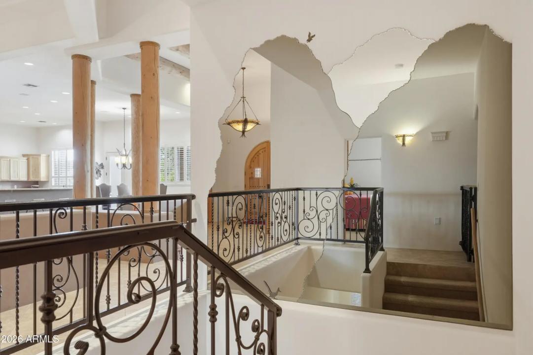 Real Estate Picture 9