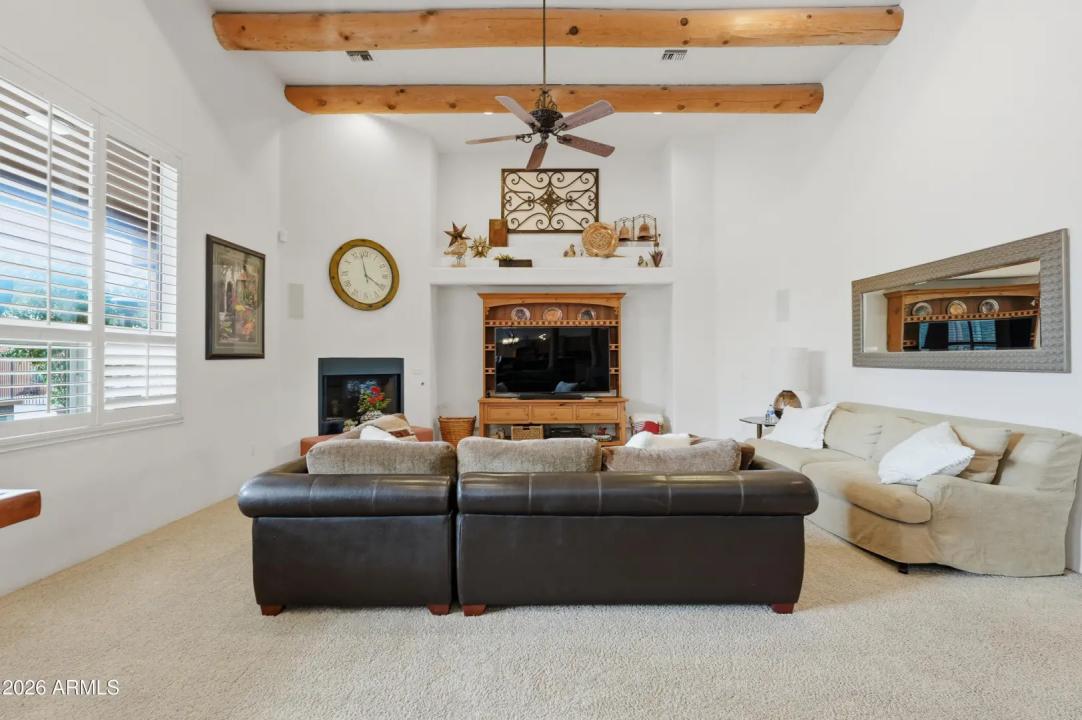 Real Estate Picture 15
