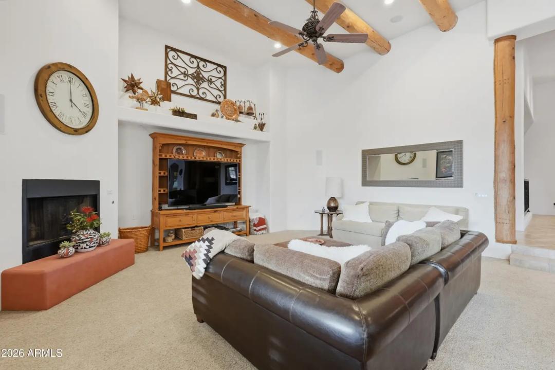 Real Estate Picture 17