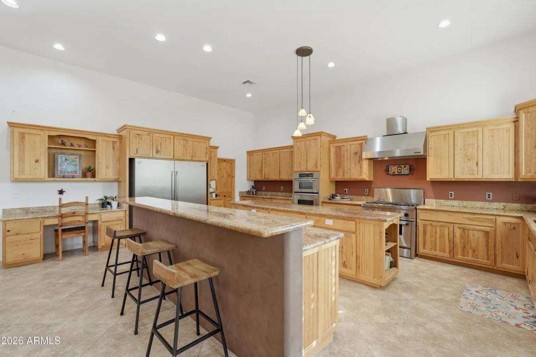 Real Estate Picture 26
