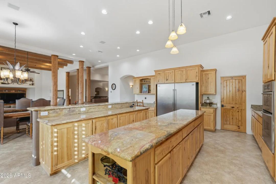 Real Estate Picture 27