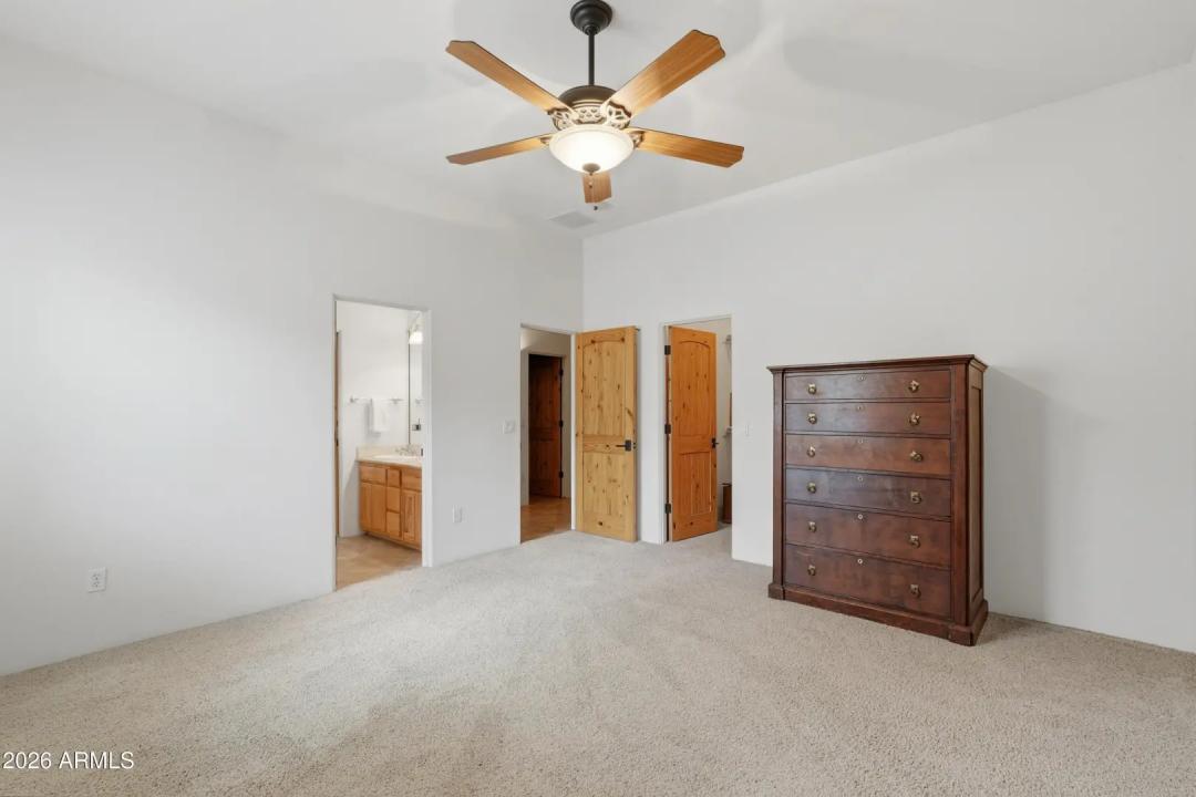 Real Estate Picture 49