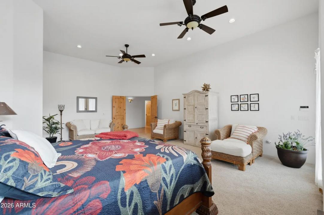 Real Estate Picture 38