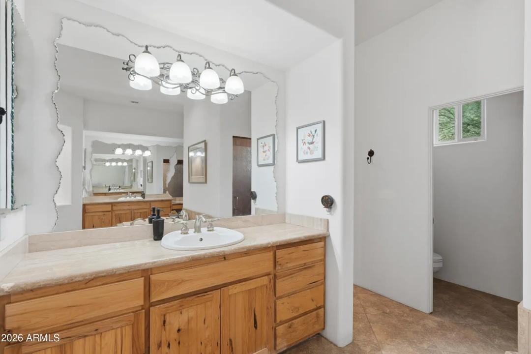 Real Estate Picture 44