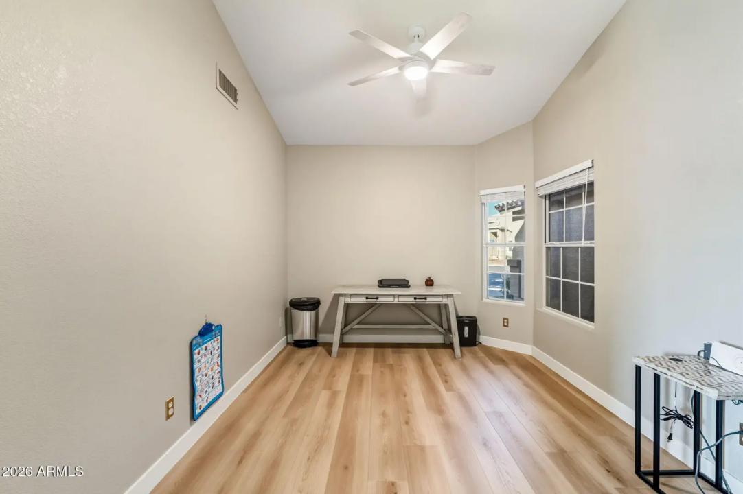 Real Estate Picture 30