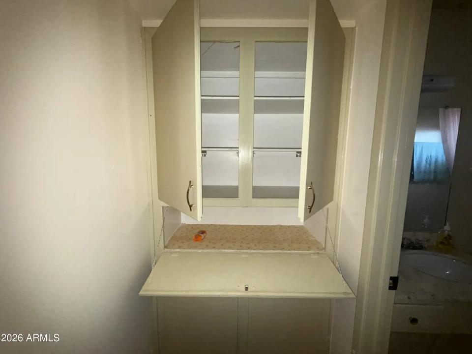 Real Estate Picture 6