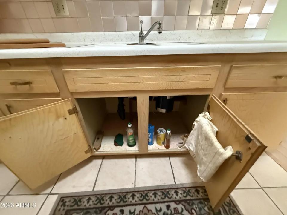 Real Estate Picture 13