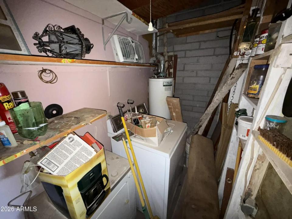 Real Estate Picture 24