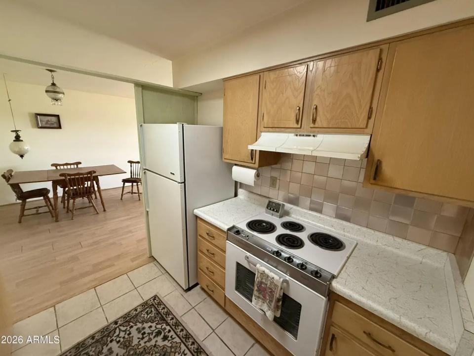 Real Estate Picture 10