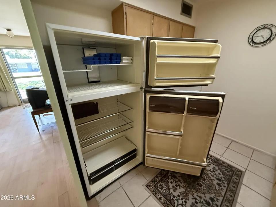 Real Estate Picture 12