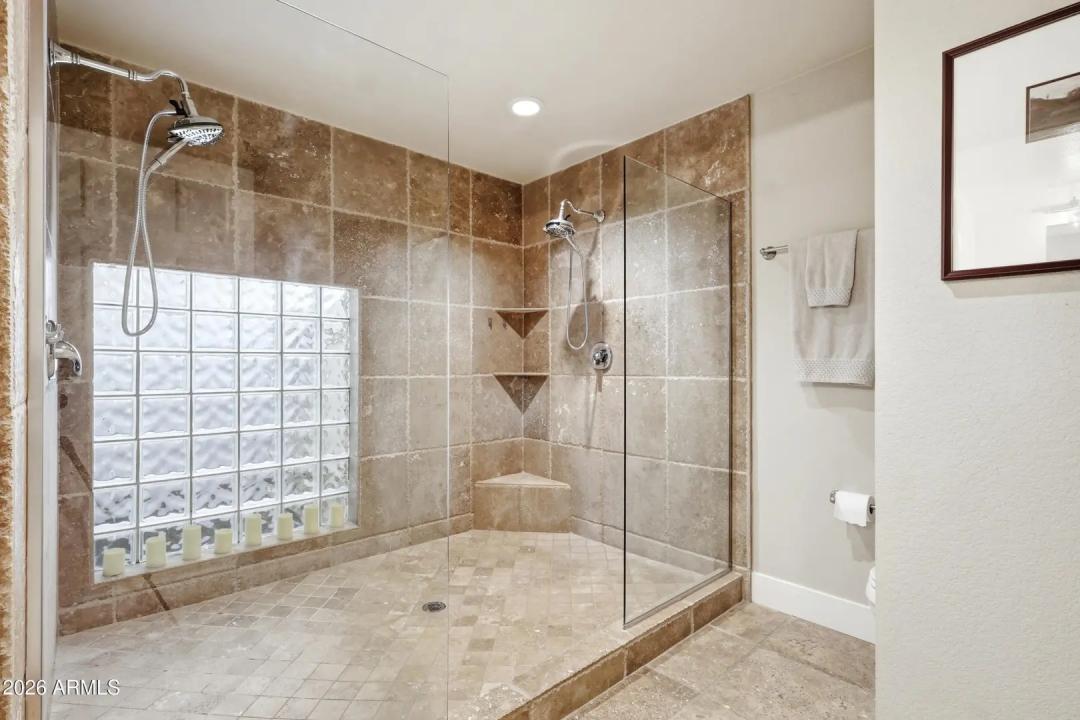 Real Estate Picture 35