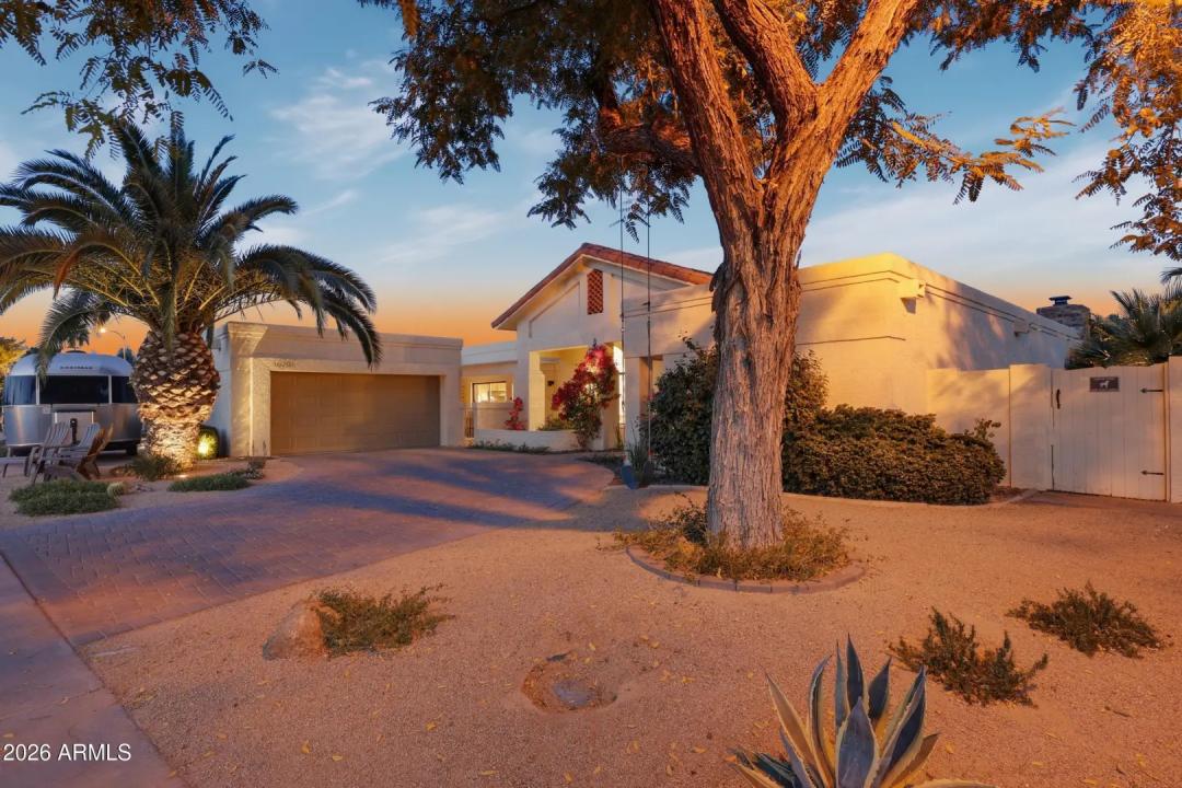 Real Estate Picture 3