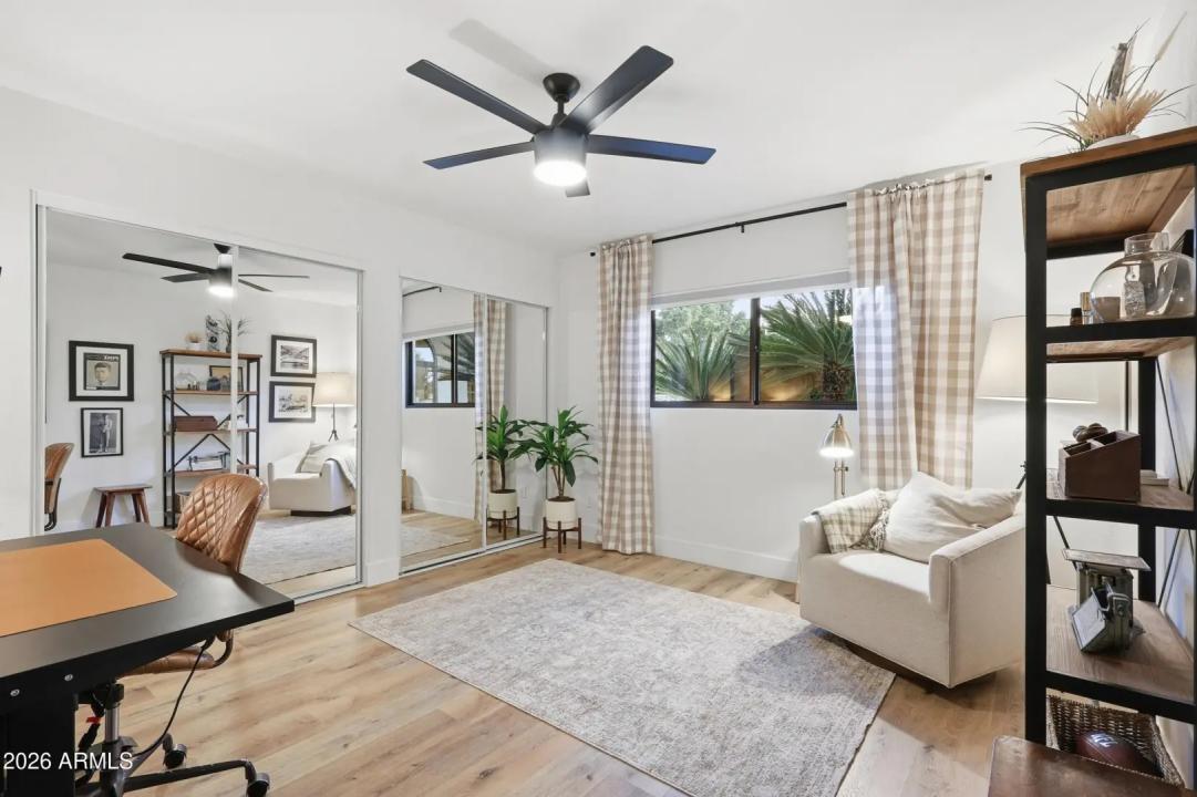 Real Estate Picture 42