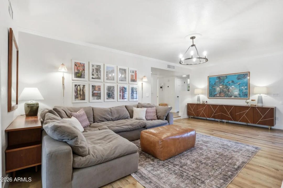 Real Estate Picture 30