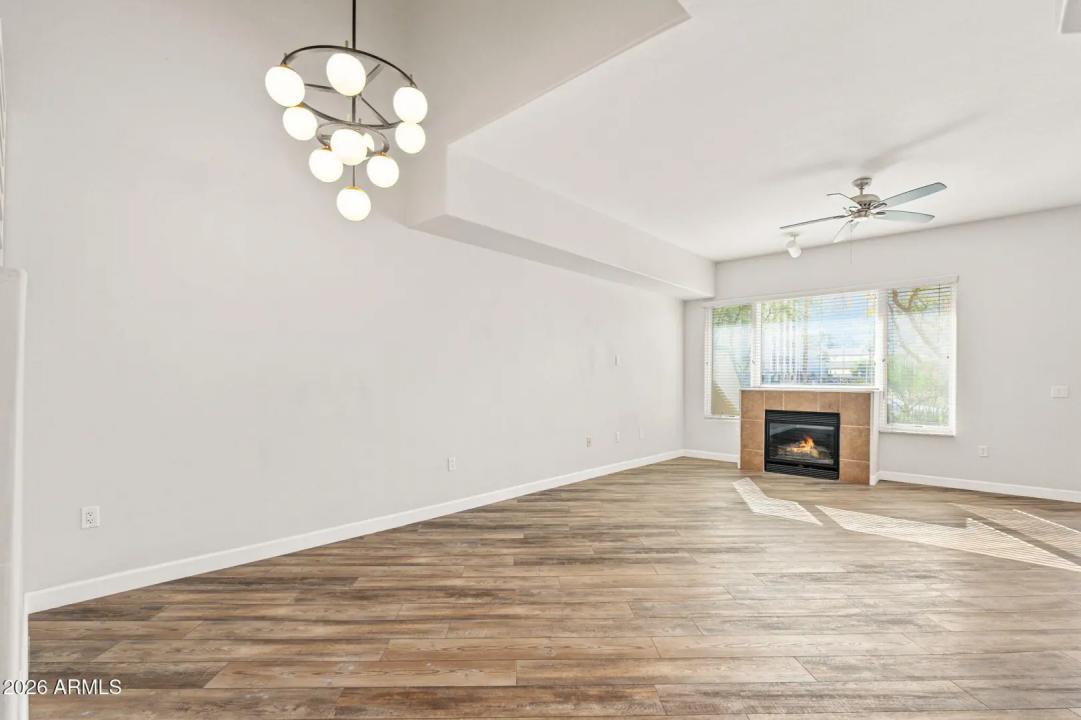 Real Estate Picture 6