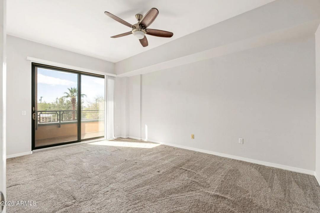 Real Estate Picture 18