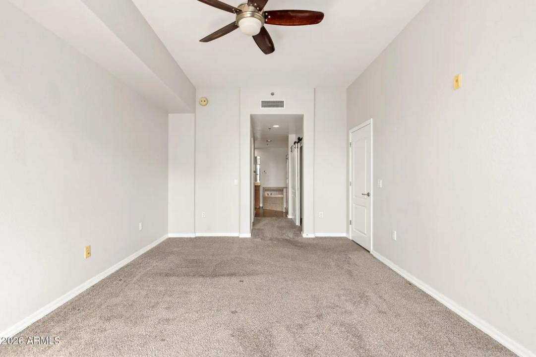 Real Estate Picture 19