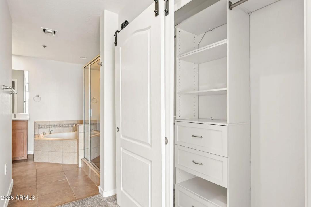 Real Estate Picture 20