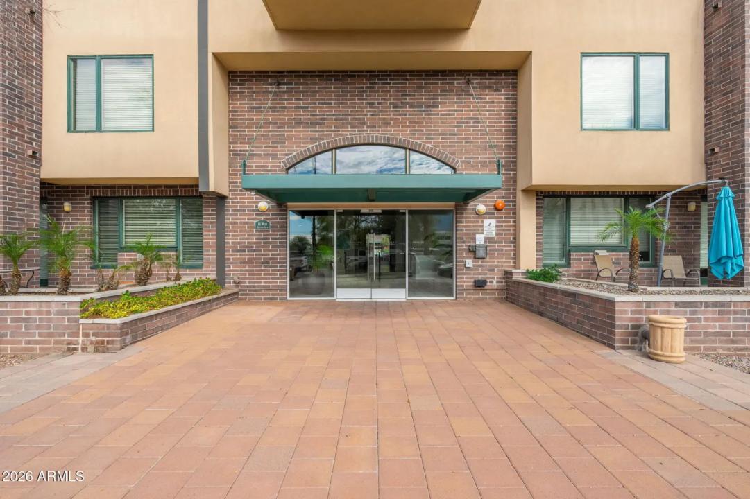 Real Estate Picture 31