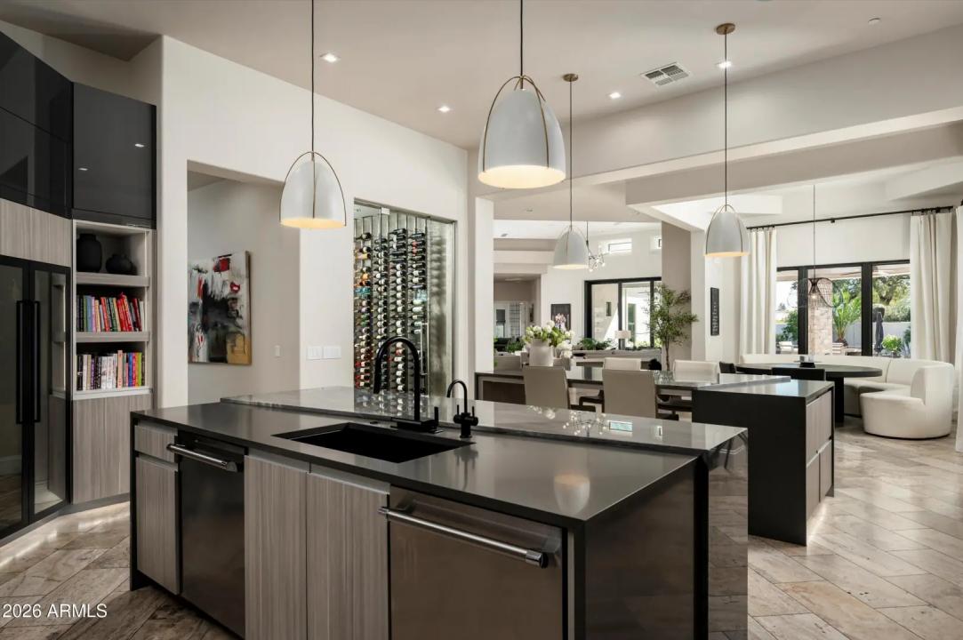 Real Estate Picture 20