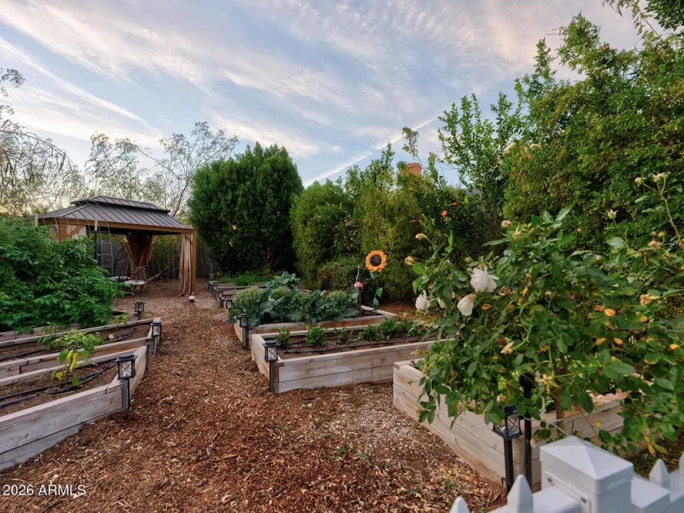 Real Estate Picture 63