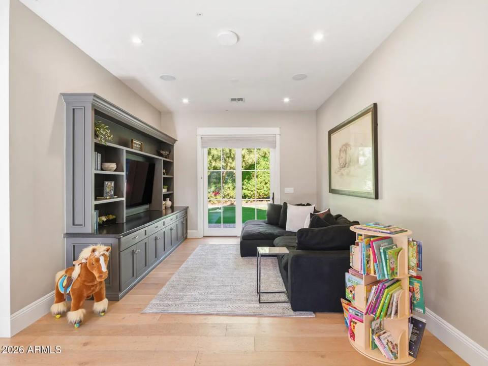 Real Estate Picture 46