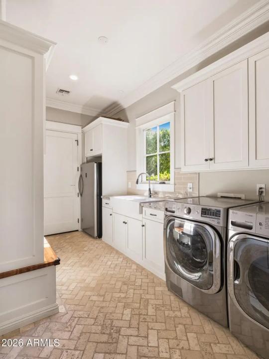 Real Estate Picture 47