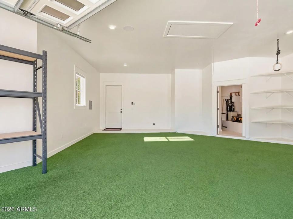 Real Estate Picture 70