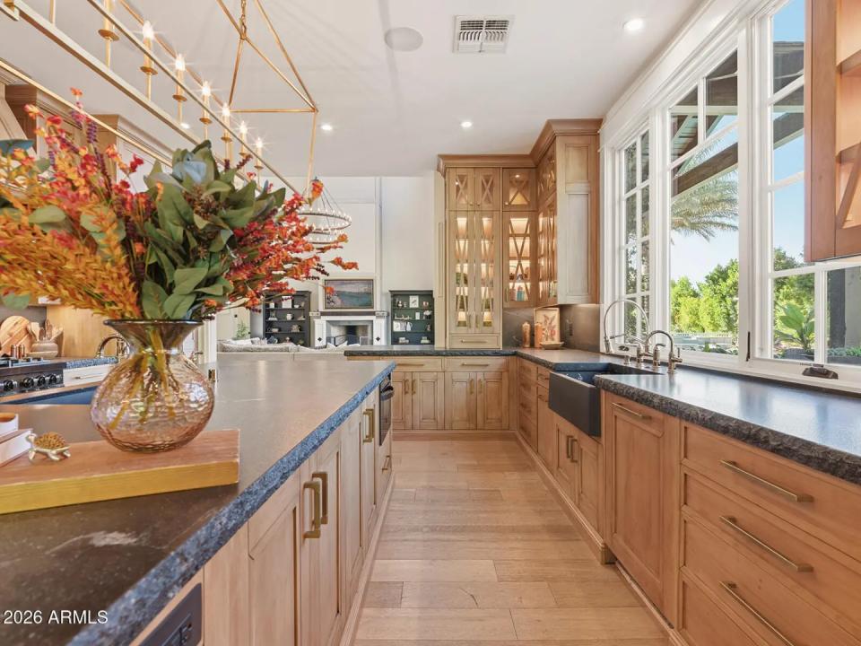 Real Estate Picture 21