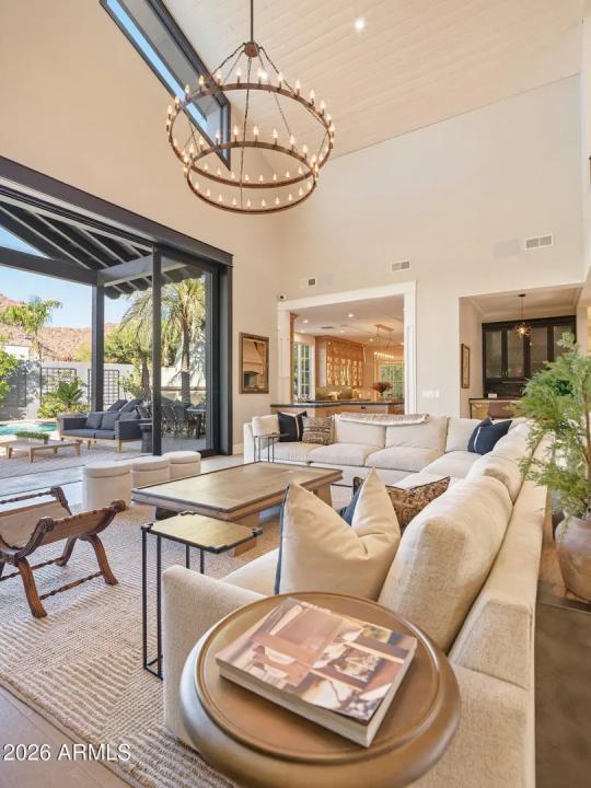 Real Estate Picture 15